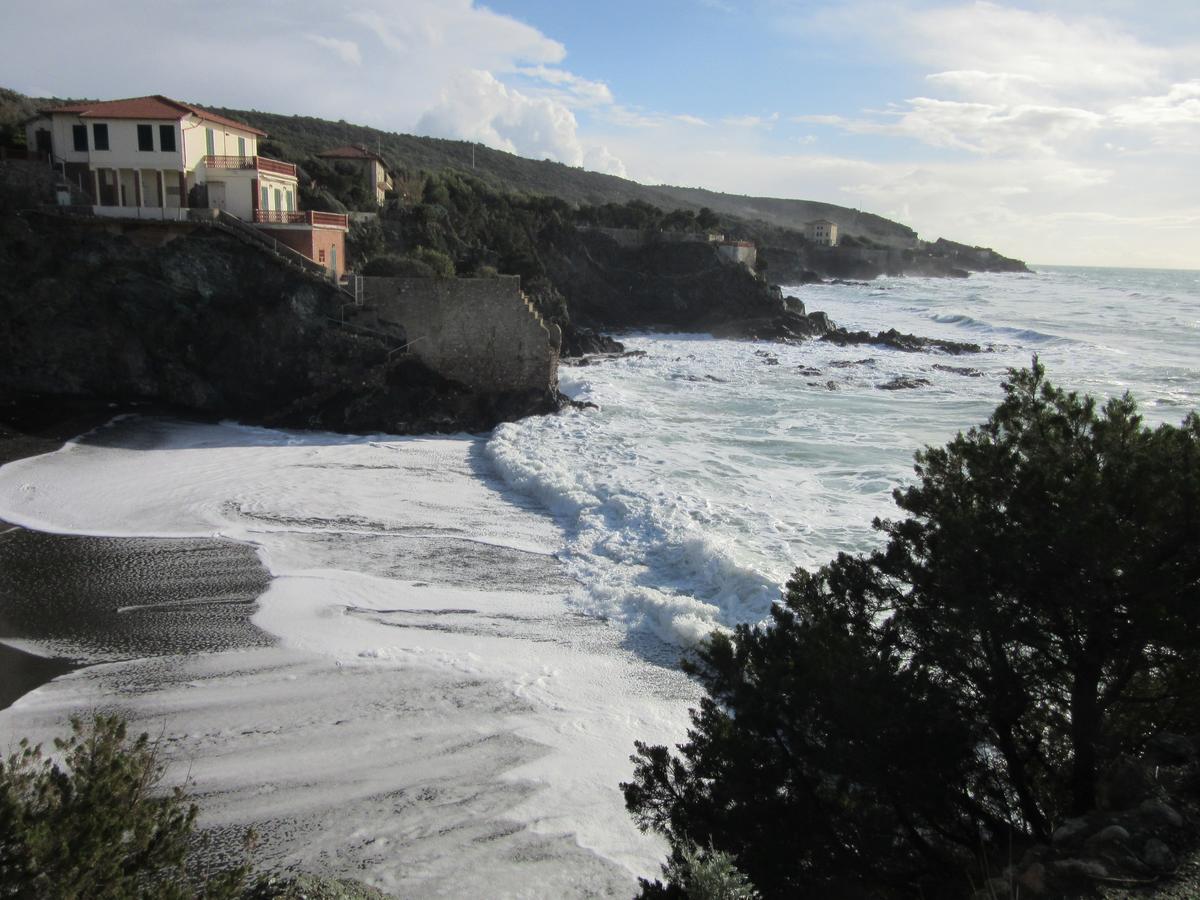 Suite Eleven Castiglioncello Exteriör bild